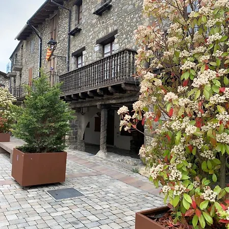 Apartment Cal Jan - La Muralla Bellver De Cerdanya