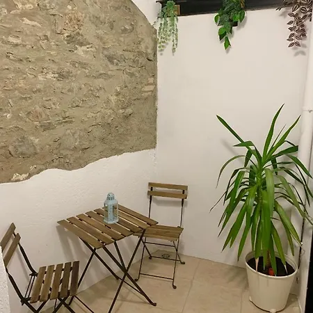 Apartment Cal Jan - La Muralla *